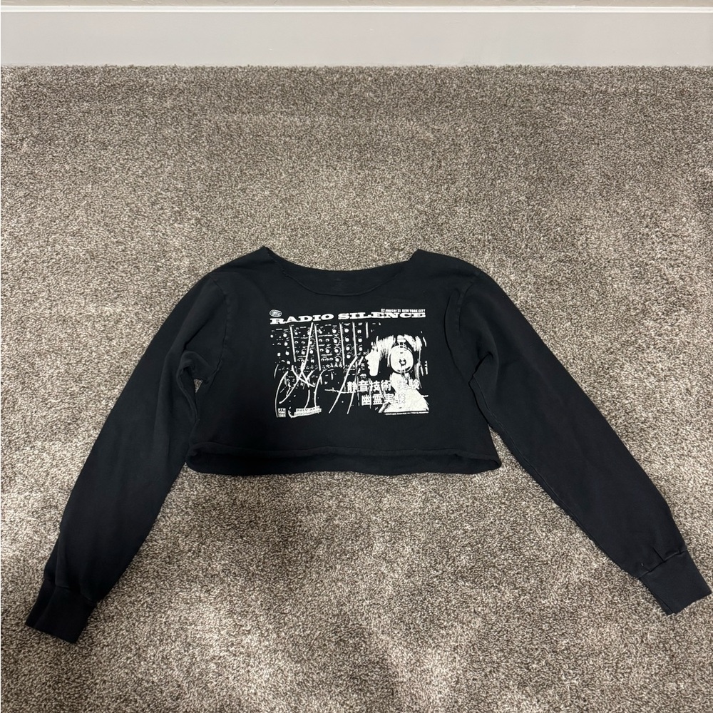 Brandy Melville Black Graphic Crop Top